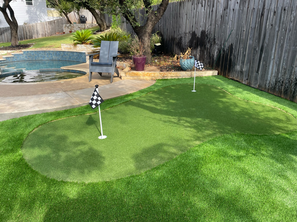 turf install with putting green